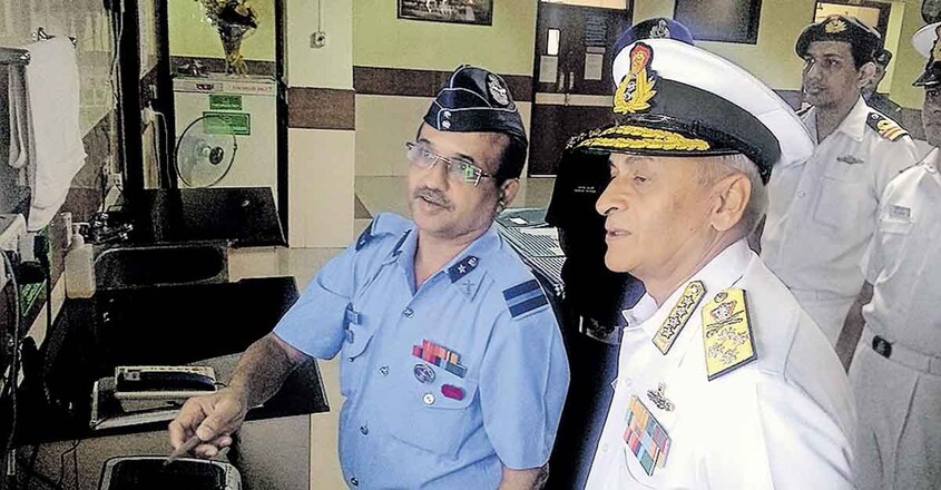 air commandre sridhar with navy chief air commandre sridhar with navy chief